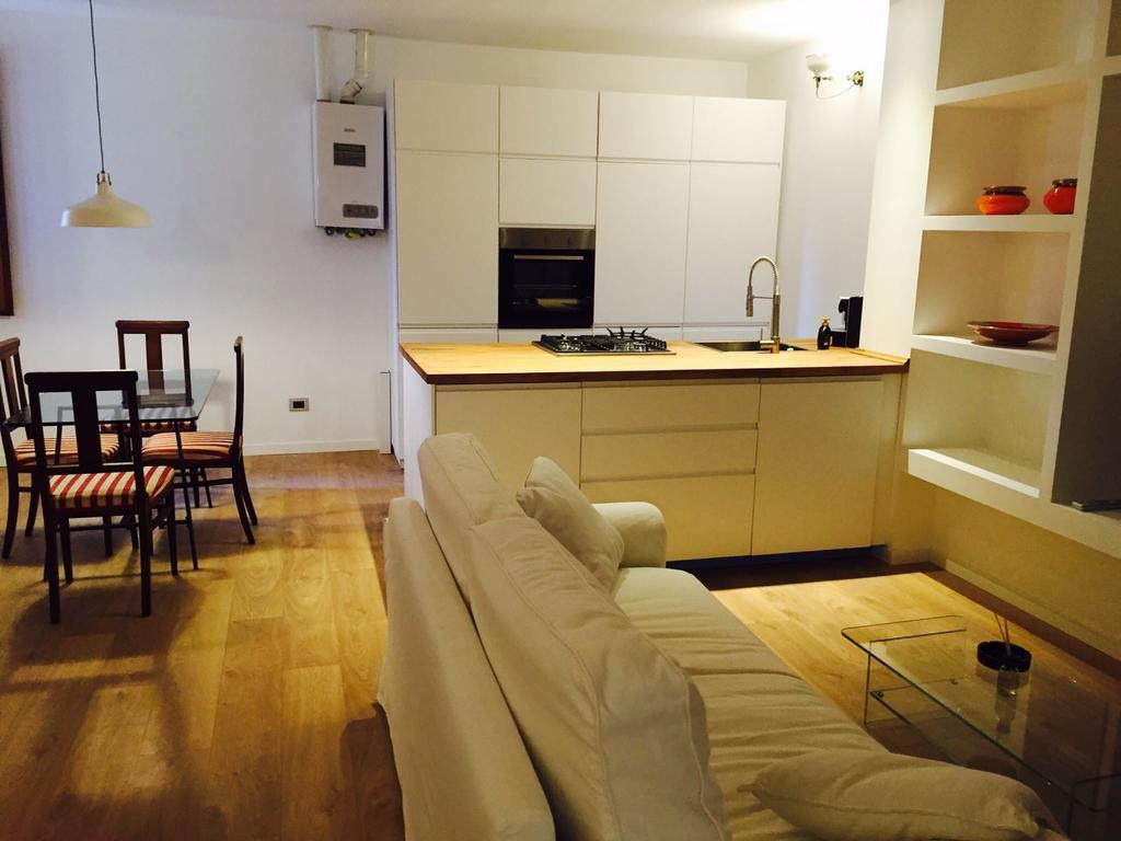 Canonica Appartamento Milano